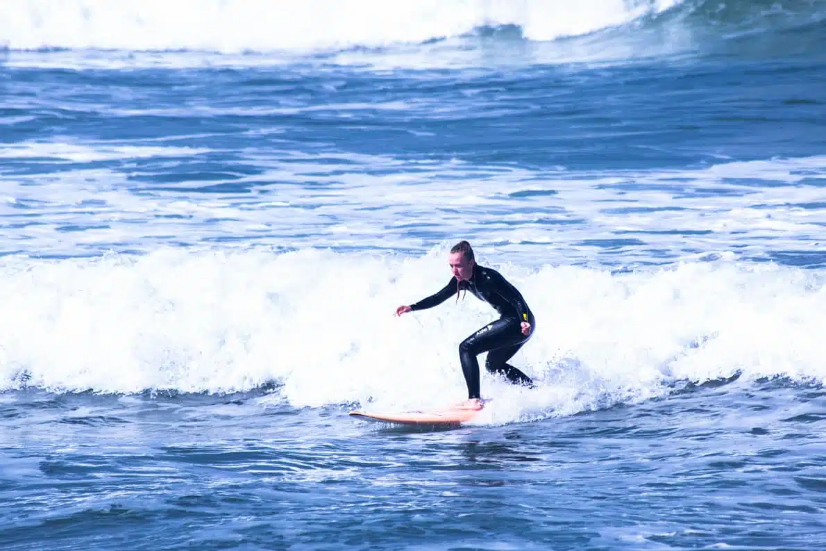 Surfer riding an Atlantic wave in Ericeira Portugal – Sea Krew surf coaching